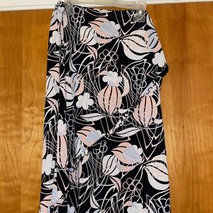 Knee length skirt